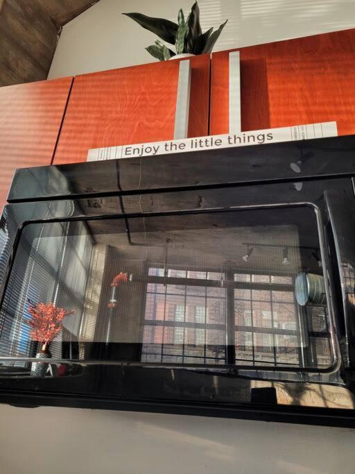Staycation City Loft Free Gated Parking Saint Louis Exterior photo